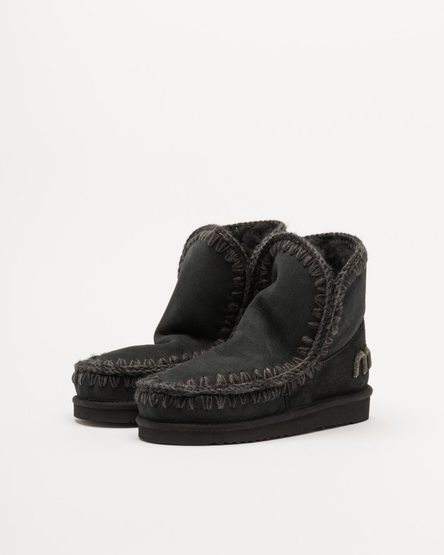 Stiefel Mou