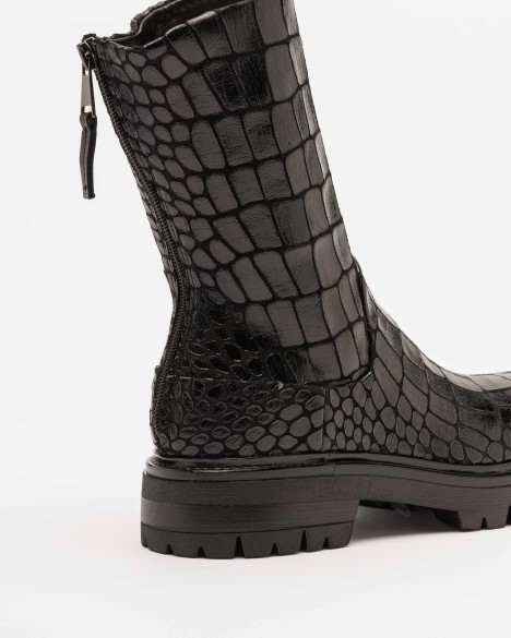 Botins Elena Iachi