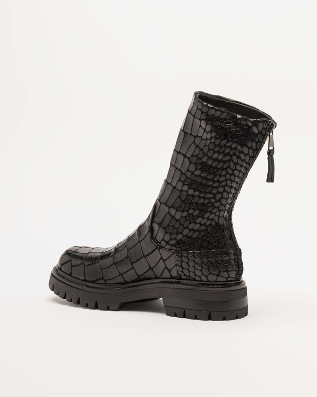 Botins Elena Iachi