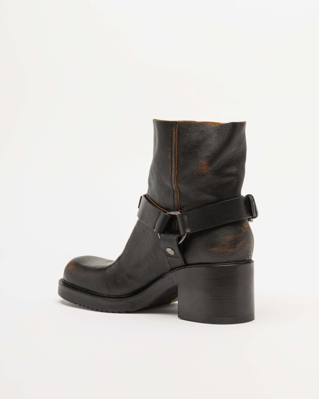 Botins Elena Iachi