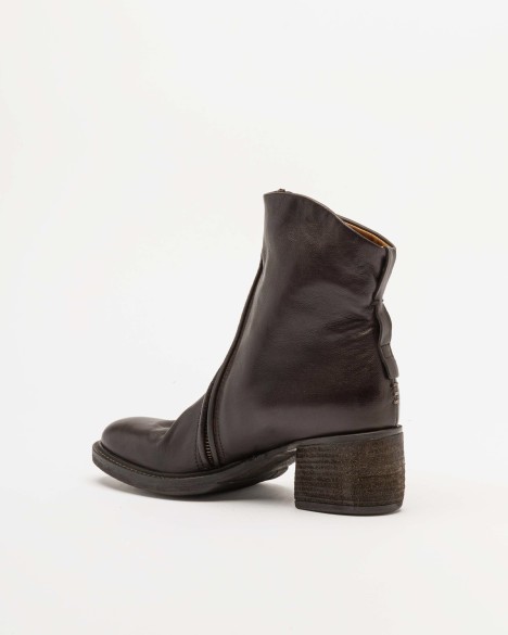 Botins A.S.98