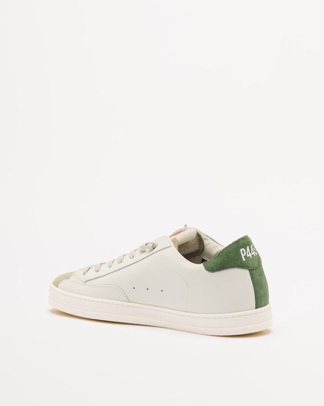 Wei�e Sneakers P448