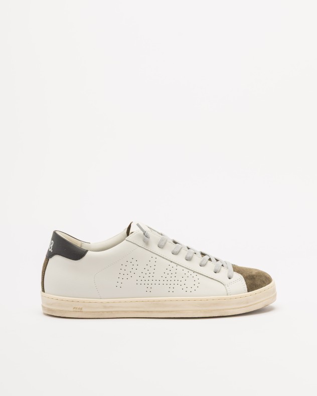 Wei�e Sneakers P448