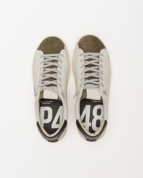 Wei�e Sneakers P448