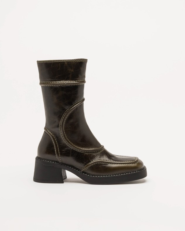 Botas E8 by Miista