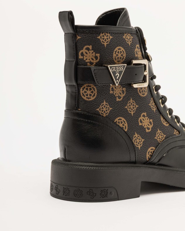 Stiefel Guess