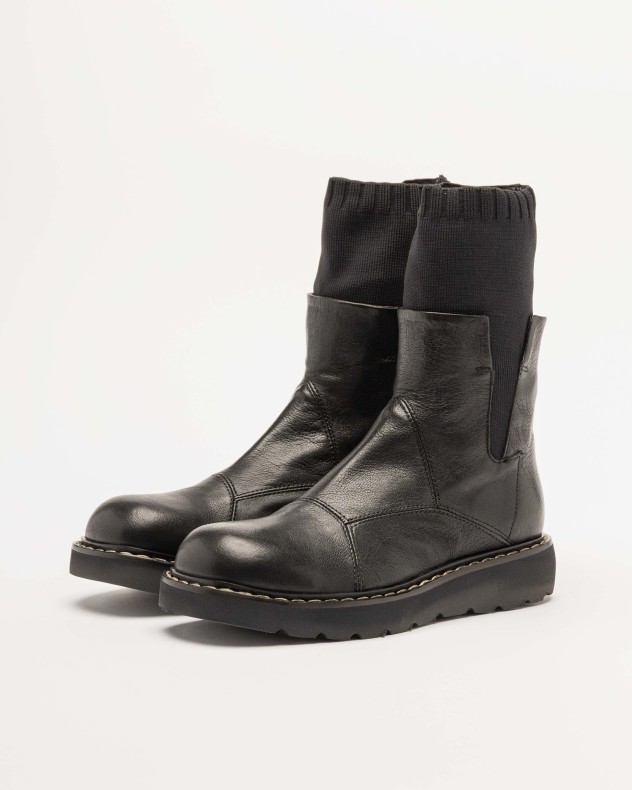 MLO Ankle Boots