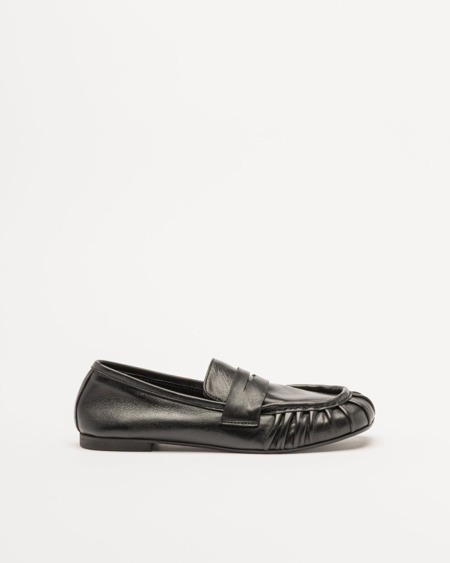 The Lab.yrinth Moccasins