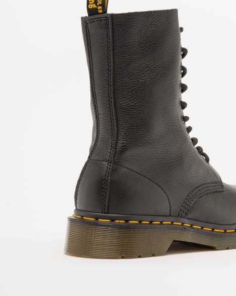 Dr Martens Combat boots