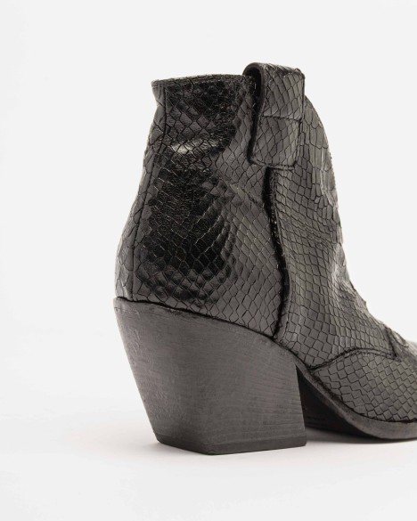 Botins texanos Elena Iachi