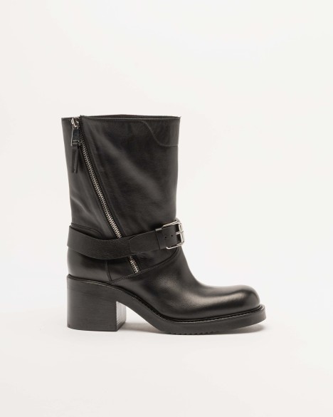 Botins Elena Iachi