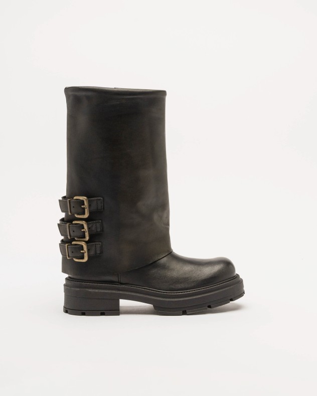 Botas de cano m�dio Dropp