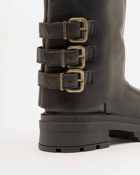 Botas de cano m�dio Dropp