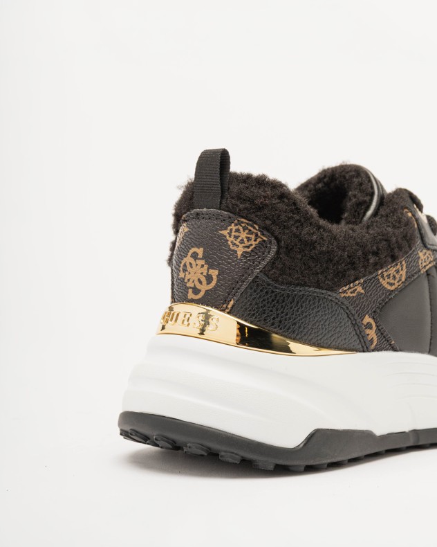 Guess Sneakers