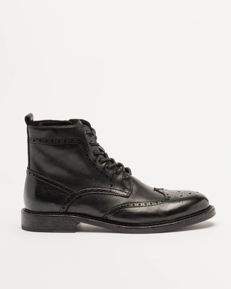 ONE and OTHER Boots