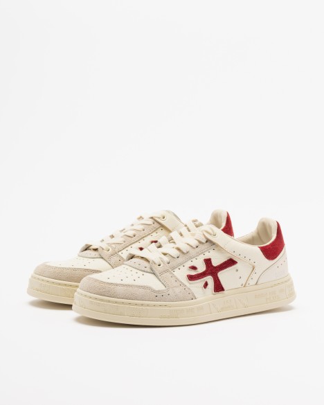 Wei�e Sneakers Premiata
