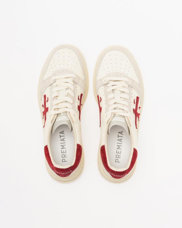 Wei�e Sneakers Premiata