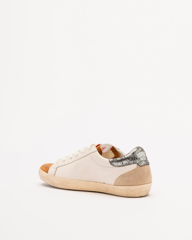 4B12 Sneakers