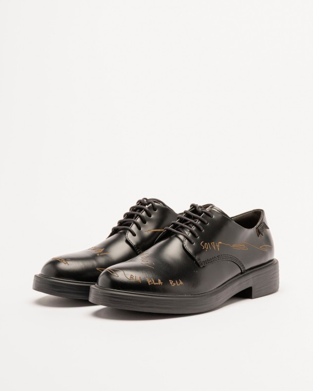 Derby-schoenen Camper