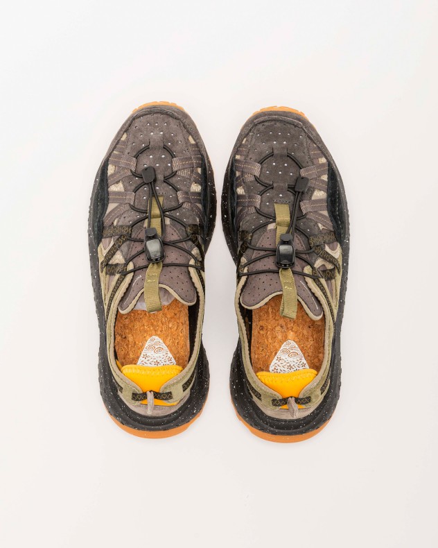 Sneakers Flower Mountain