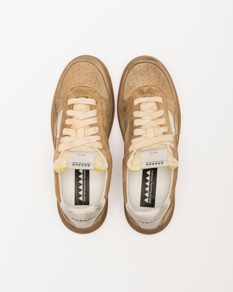 Sneakers Run Of