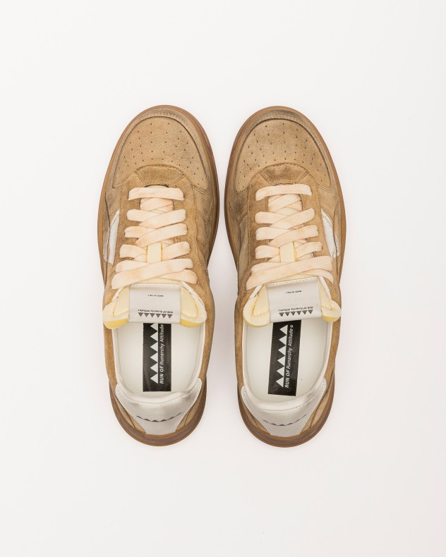Sneakers Run Of