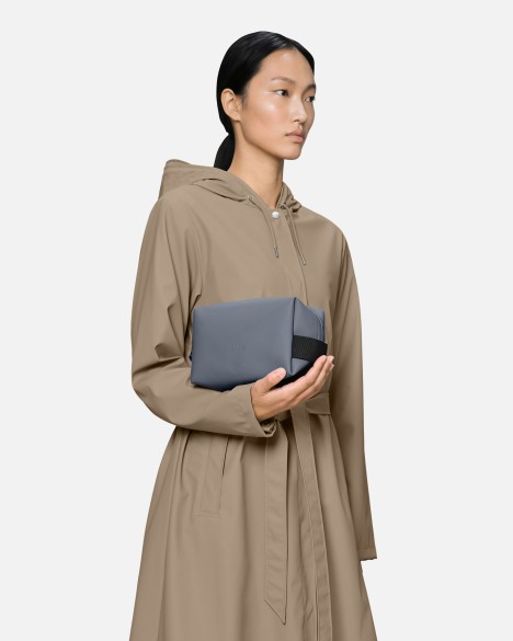 Necessaire Rains