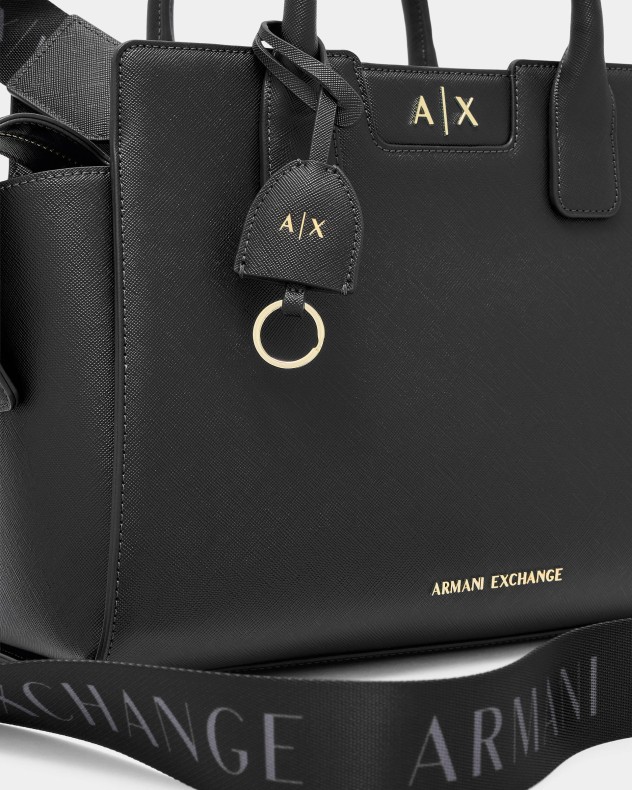 Mala de m�o Armani Exchange